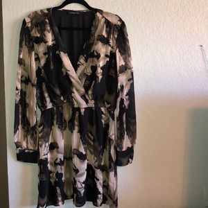 Fashion Fuse long sleeve flowy dress